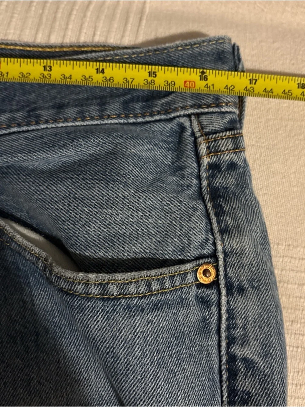 Levis 505 Jeans Mens 32x30 Tag Distressed Fade Blue Actual 34x28 Denim Straight